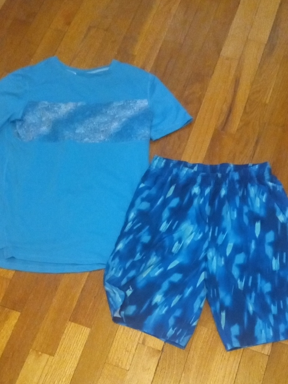 Blue Graphic Tee and Blue Patterned drifit Athletic Shorts Set boys XL
